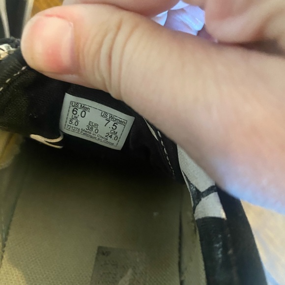 Vans Old Skool Off the Wall logo all unisex skater shoes - Picture 5 of 5